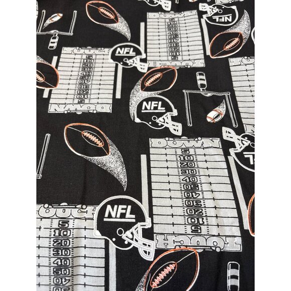 NFL Football-Themed Cotton Fabric Black with Helmets & Yard Lines 1/2 yard x 58" - Picture 1 of 4